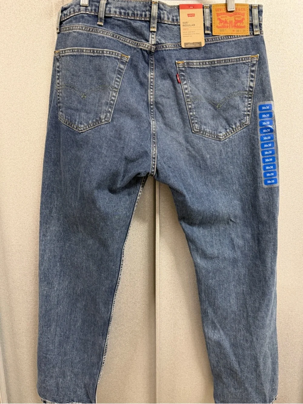 Levi’s 505 Regular Jeans 38x30 Medium Wash Straight Leg